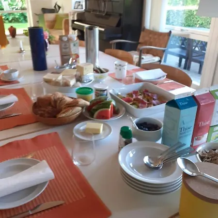 Brovst Bed And Breakfast * 布罗斯特